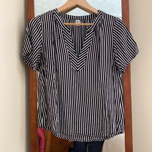 Old Navy V-neck Navy and White Striped Short Sleeve Blouse